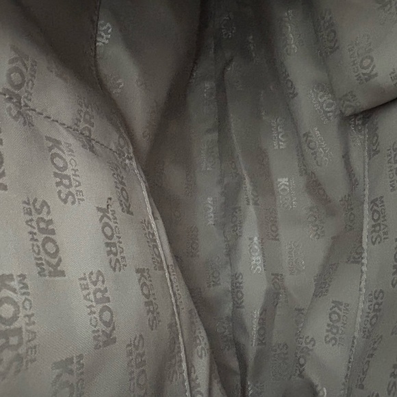 Michael Kors Leather Shoulder Bag - Picture 5 of 7